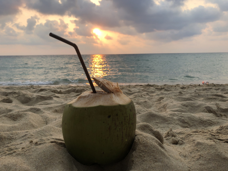 Ко Куд 17/18/19/20/пандемия/22/23/24/25/26 - по протоптанным тропам. 39 + 33 + 31 + 35 + 34 + 58 + 71 восходов и закатов.