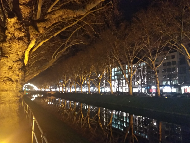 3 часа в Дюссельдорфе.