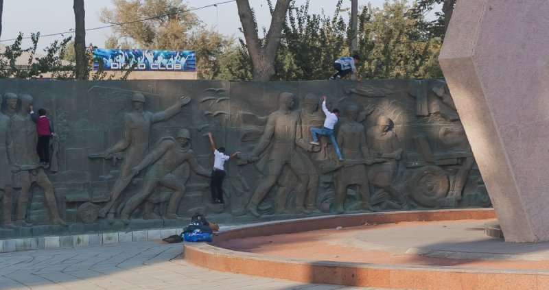 В страну Ўз с чёрного хода