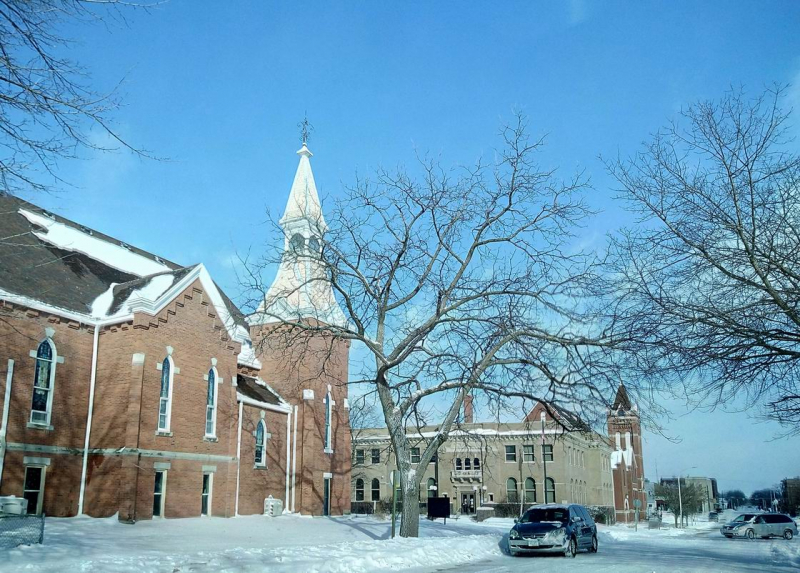 A кто что знает про Ames? Который в Айове