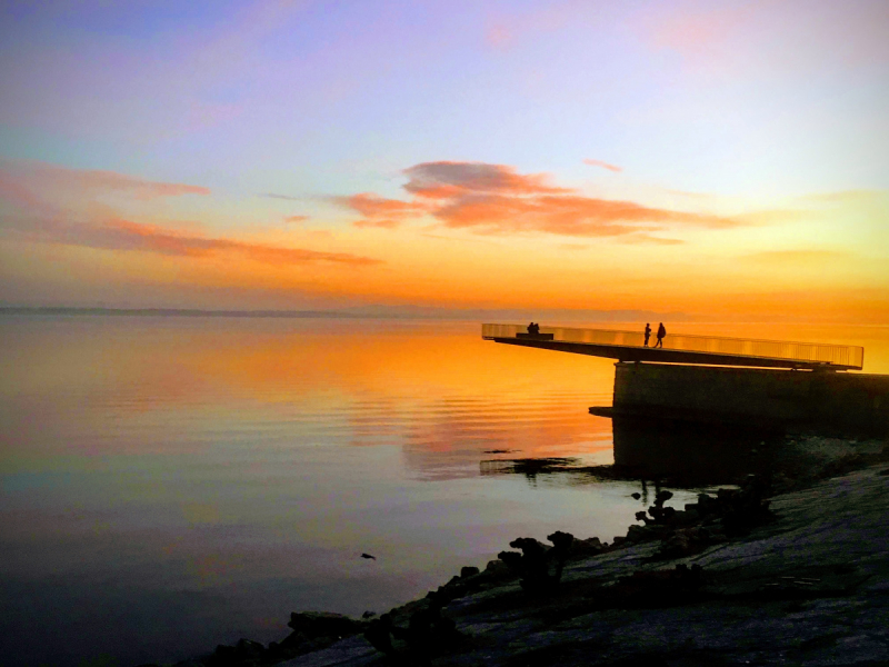 Невшатель. Город и кантон.