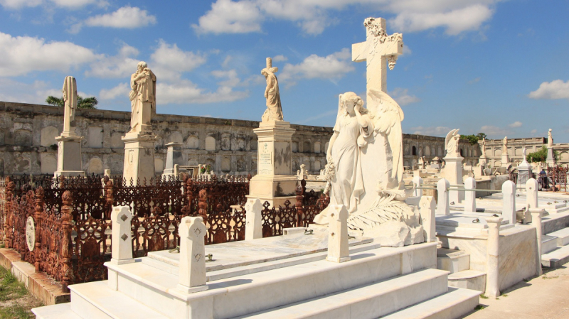 Подумаем о вечном - кладбища мира (фото)