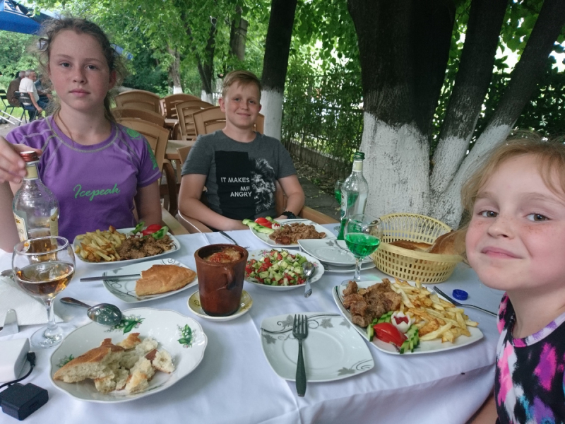 11 дней по Азербайджану с тремя детьми на общественном транспорте - май 2019