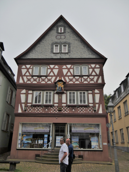 Маленькие и не совсем маленькие и даже совсем не маленькие города… или короткие поездки по городам и весям Германии.