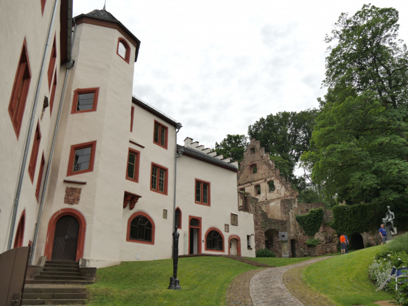 Маленькие и не совсем маленькие и даже совсем не маленькие города… или короткие поездки по городам и весям Германии.