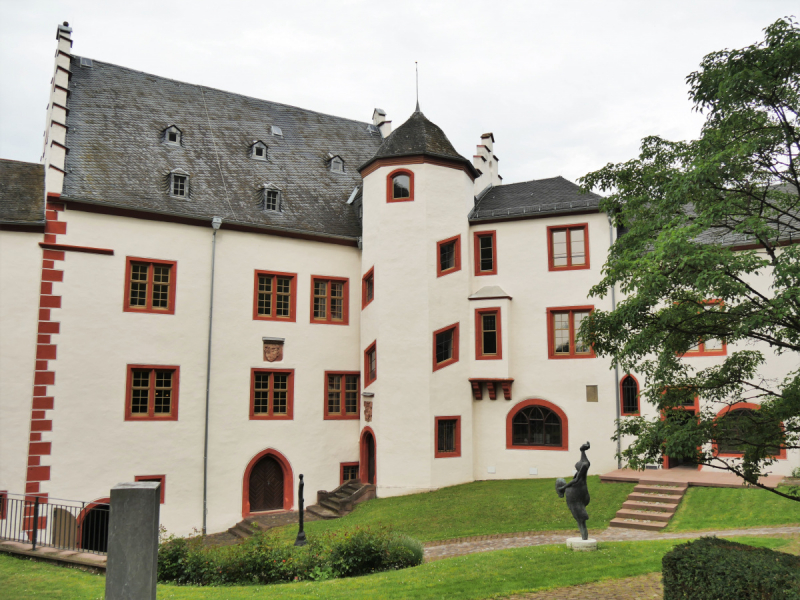 Маленькие и не совсем маленькие и даже совсем не маленькие города… или короткие поездки по городам и весям Германии.