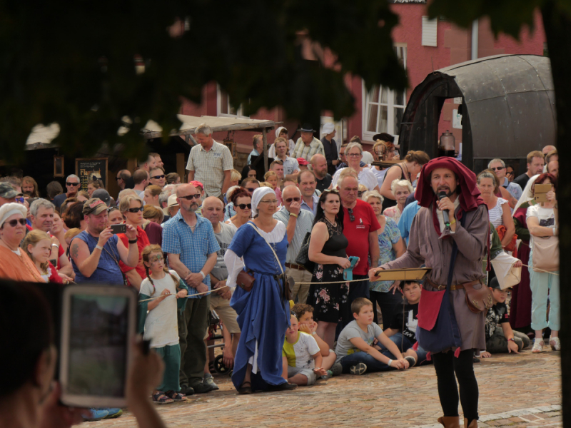 Маленькие и не совсем маленькие и даже совсем не маленькие города… или короткие поездки по городам и весям Германии.