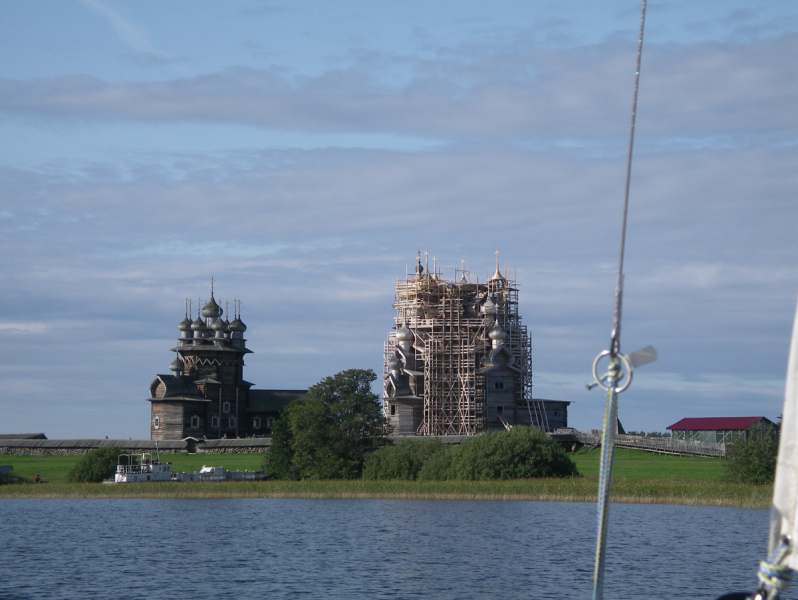 Ищу попутчика/составлю компанию на парусную прогулку по Онежскому озеру, в августе, на пару недель...