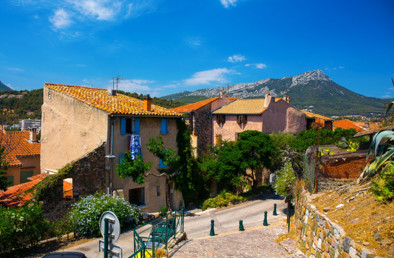 Ля Гард, La Garde, Toulon, Hyeres - Йер, Porquerolles, Calanques - Каланки, Beziers Ля Гард, La Garde, Toulon, Hyeres - Йер, Porquerolles, Calanques - Каланки, Beziers