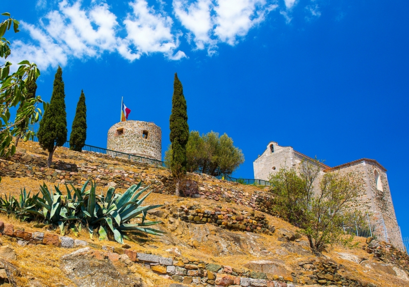 Ля Гард, La Garde, Toulon, Hyeres - Йер, Porquerolles, Calanques - Каланки, Beziers