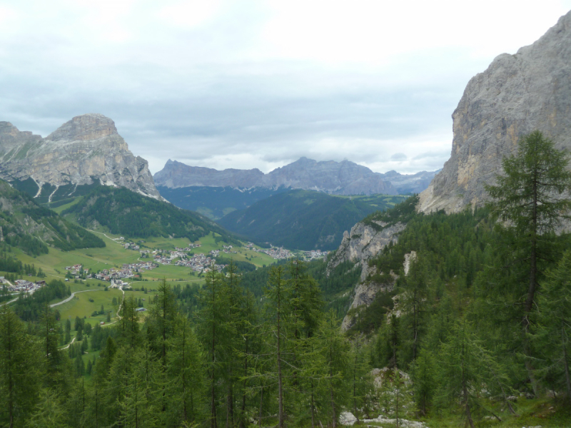 Доломиты. Пешком по Alta Badia и Val di Fassa (без машины)