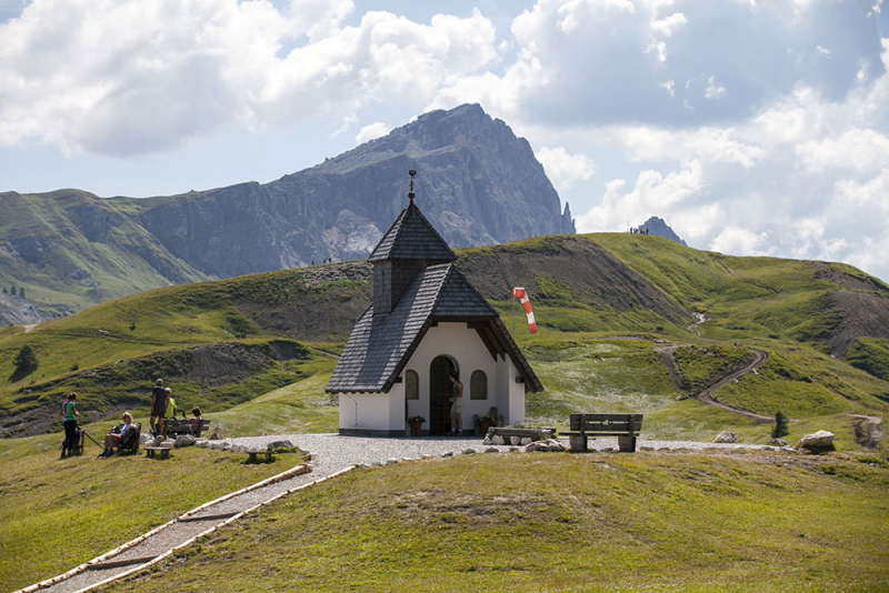 Трекинг в Доломитовых Альпах №2: Dolomiti Ampezzane, Sextener, Val  Gardena, Val Badia.