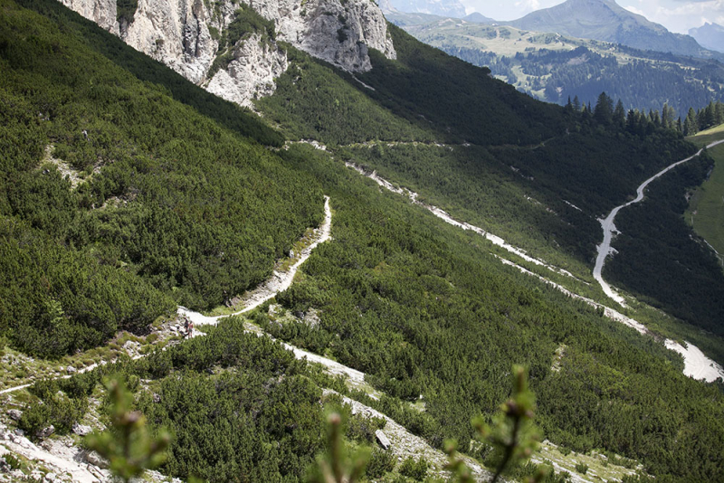 Трекинг в Доломитовых Альпах №2: Dolomiti Ampezzane, Sextener, Val  Gardena, Val Badia.