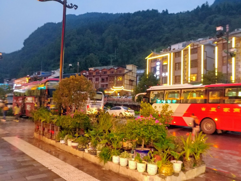 Дневник путешественника Китай 2018 (Shanghai-Zhangjiajie-Furong-Fenghuang-Wulingyuan-Zhangjiajie National Forest Park-Hangzhou-Shanghai)