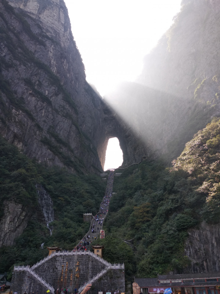 Гуанчжоу- Яншо - Дажай - Фенхуан - Фужун - Чжанцзяцзе. Стандартный южный маршрут по Китаю. Сентябрь 2019