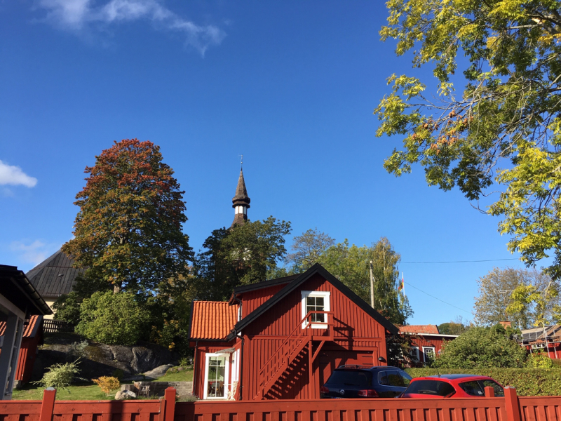 Городок в табакерке - пригороды Стокгольма 2019.