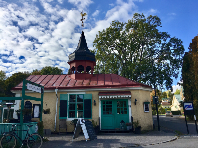 Городок в табакерке - пригороды Стокгольма 2019.