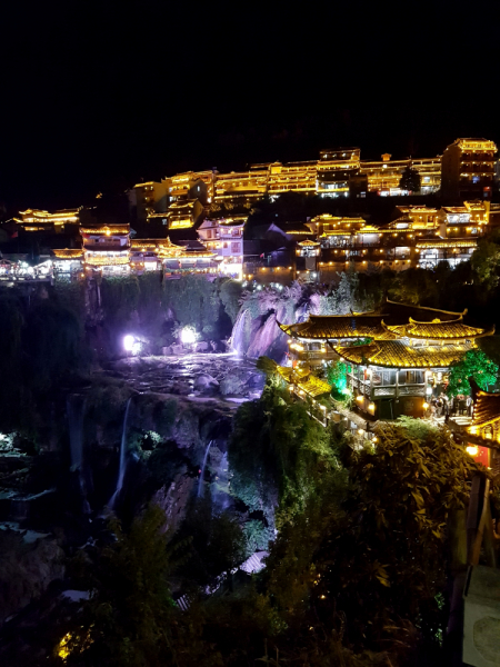 Путешествие за красотой. Shanghai - Yangshuo - Fenghuang - Furong - Zhangjiajie - Hongkong - Makau. Сентябрь - октябрь 2019. Путешествие за красотой. Shanghai - Yangshuo - Fenghuang - Furong - Zhangjiajie - Hongkong - Makau. Сентябрь - октябрь 2019.