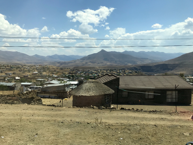 We are in ЮАР (Кейптаун и окрестности-Йоханнесбург-Дракенсберг- Sani Pass-Свазиленд-национальные парки)