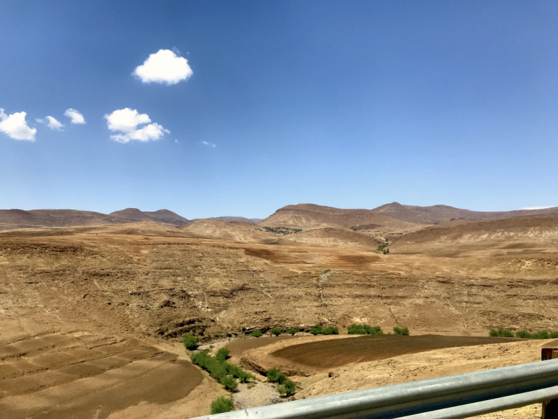 We are in ЮАР (Кейптаун и окрестности-Йоханнесбург-Дракенсберг- Sani Pass-Свазиленд-национальные парки)