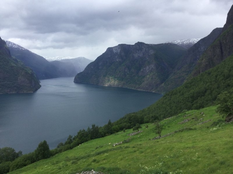 Дело было вечером, делать было нечего...а не махнуть ли нам в Троллькирку