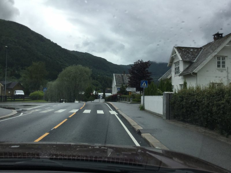 Дело было вечером, делать было нечего...а не махнуть ли нам в Троллькирку