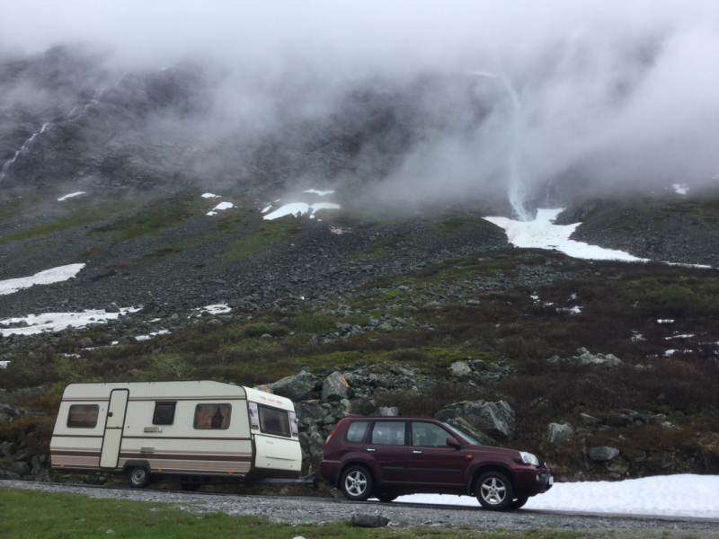 Дело было вечером, делать было нечего...а не махнуть ли нам в Троллькирку
