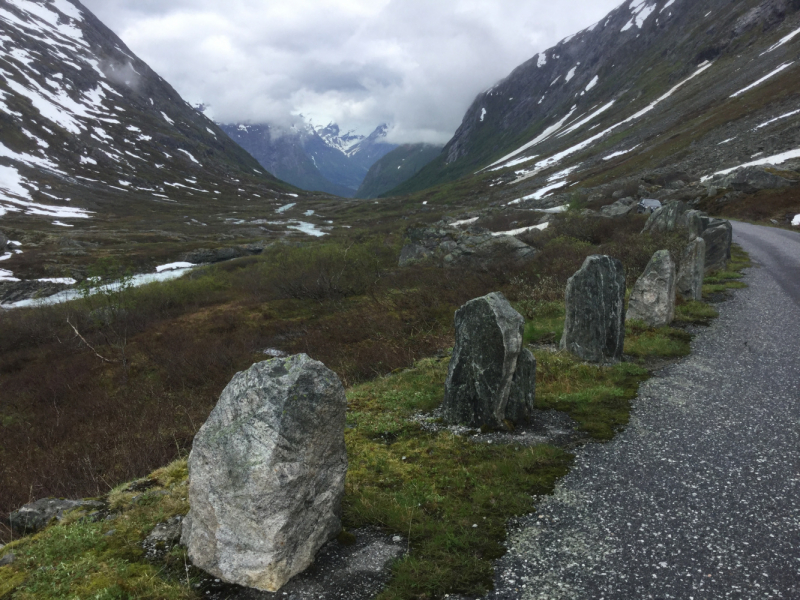Дело было вечером, делать было нечего...а не махнуть ли нам в Троллькирку