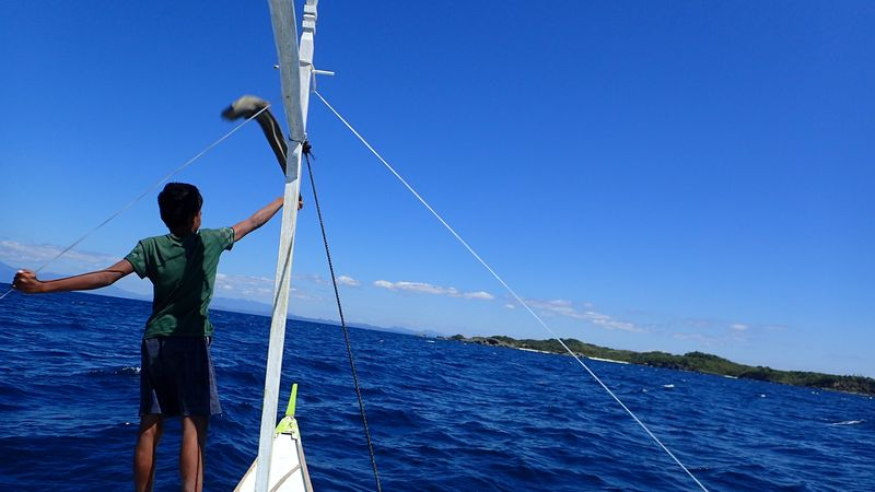 Лодка с острова Малопаскуа до Manok Island