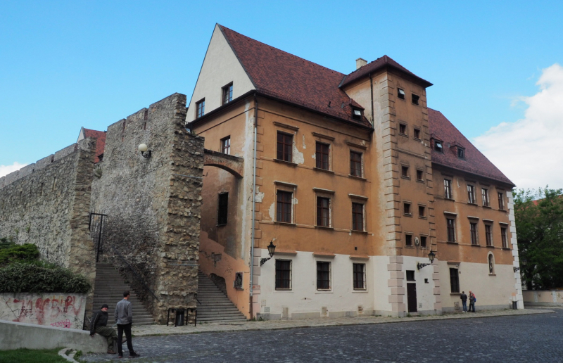 Братислава