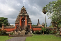 Детские каникулы в сезон дождей