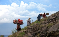 Детские каникулы в сезон дождей