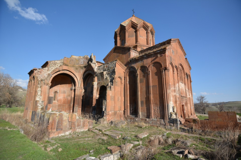 Армения, конец апреля, на машине.