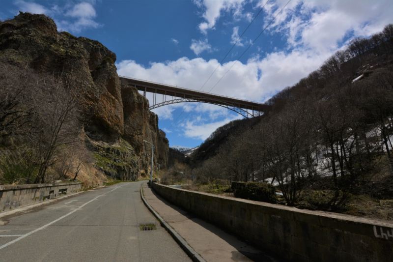 Армения, конец апреля, на машине.
