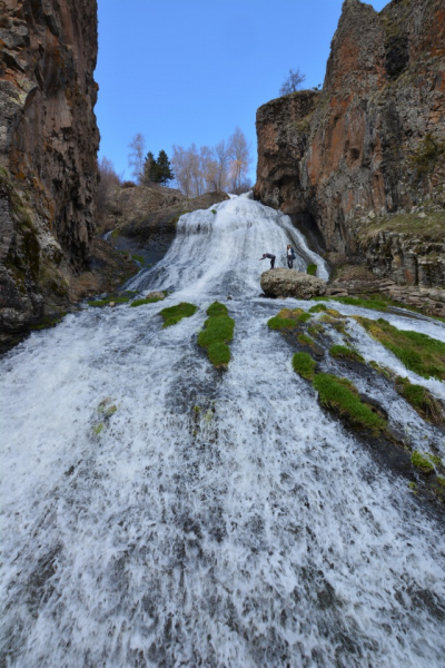Армения, конец апреля, на машине.