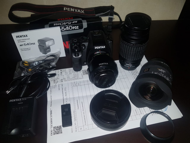 ПродаН фотокомплект на базе Pentax K-S2