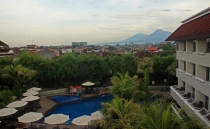 Детские каникулы в сезон дождей