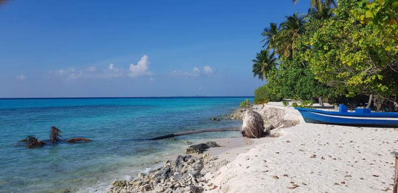 Дигура (Dhigurah) – пару километров наедине с собой и плеском волн