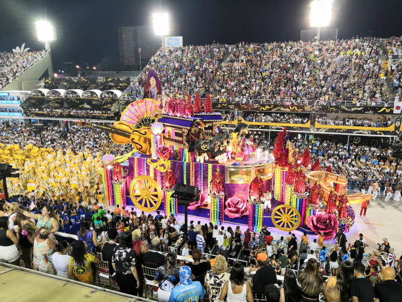 Карнавал в Рио на сутки 2020