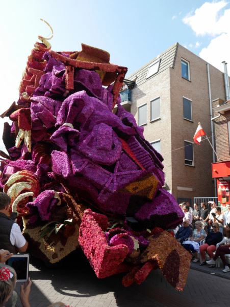 Цветочные парады Varend Corso (2017) и Corso Zundert (2017,2019) в Нидерландах