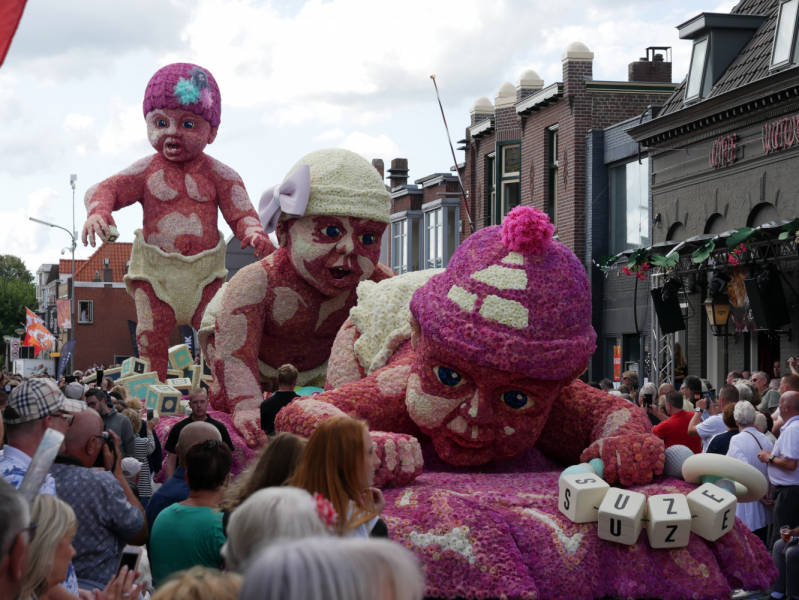 Цветочные парады Varend Corso (2017) и Corso Zundert (2017,2019) в Нидерландах