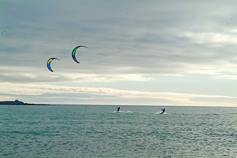 Рейкьявик и остров  Гротта в Селтьярнарнес...