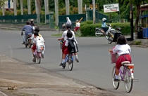 Детские каникулы в сезон дождей