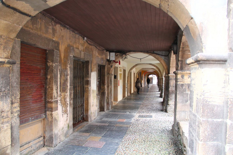 Aviles