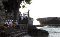 Детские каникулы в сезон дождей