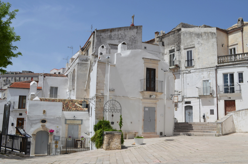 Апулия. Монте-Сант-Анджело (Monte Sant'Angelo)