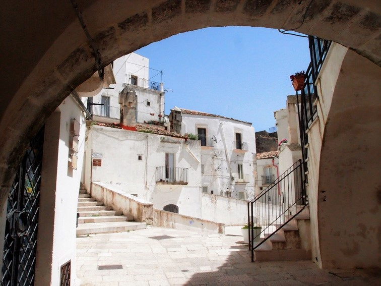 Апулия. Монте-Сант-Анджело (Monte Sant'Angelo)