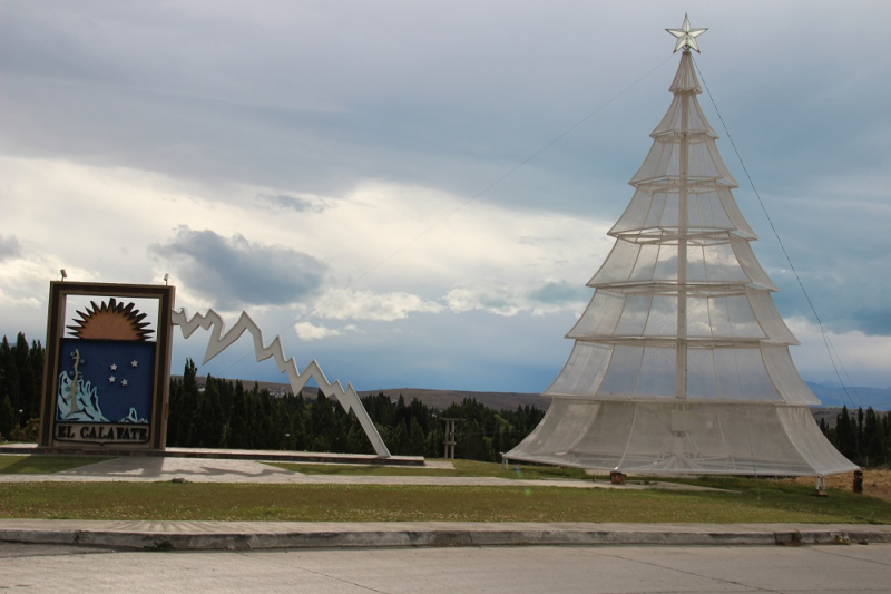 В Аргентину, на край света на 2 недели: от Буэнос-Айреса до Ушуайи. В водопадах Игуасу промокли, по леднику Перито-Морено лазали, пингвинов посещали!