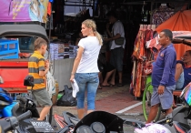 Детские каникулы в сезон дождей