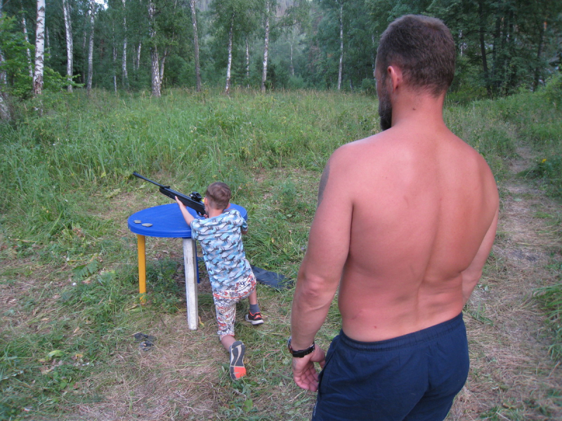 image081
